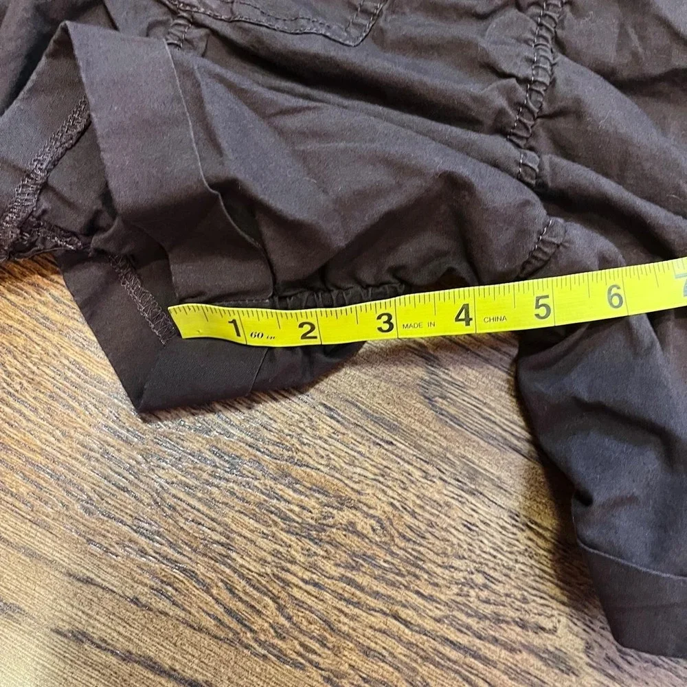 y2k brown ruched low rise cargo shorts size 7